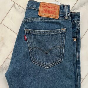 Levi's Classic 505 Blue Jeans with Signature Pocket - 29x32